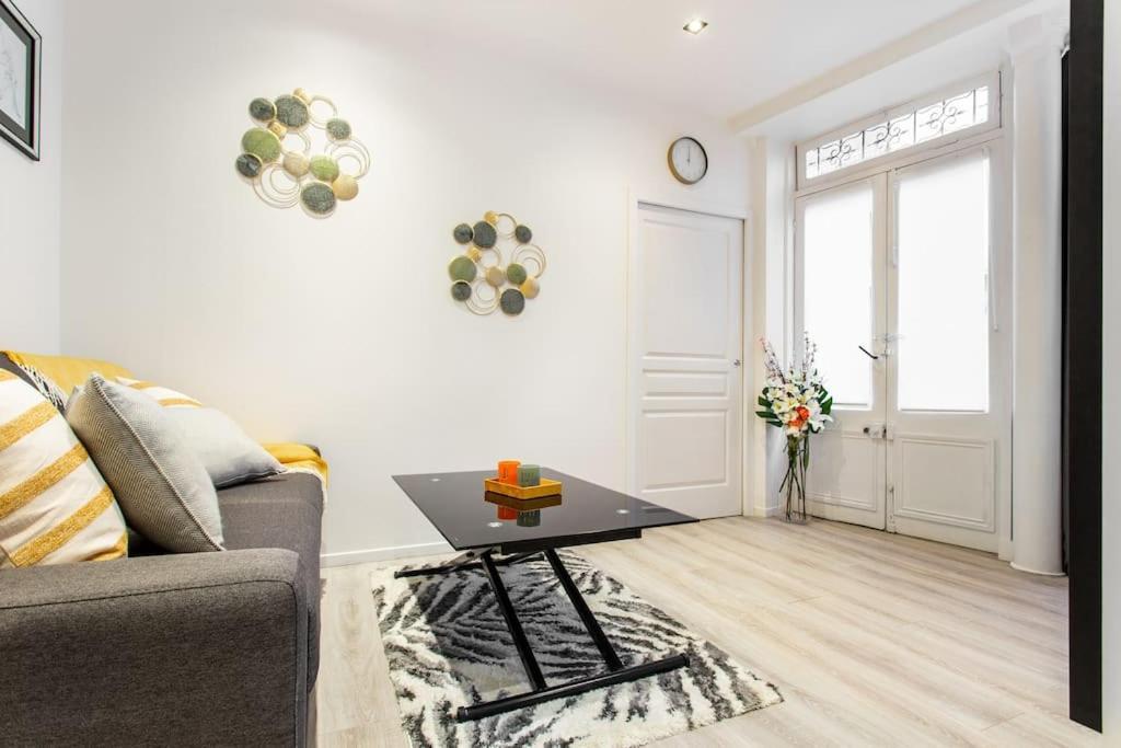 Appartement Bouquet Longchamp/iena Trocadero : Cosy